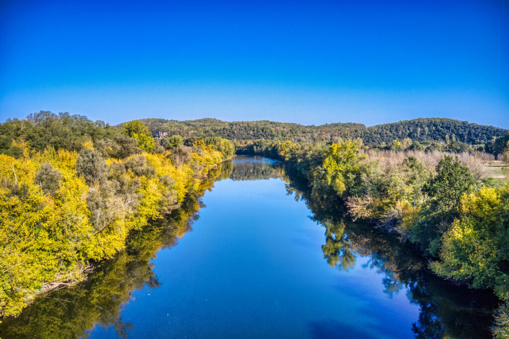 Vue aérienne de la Dordogne entre Carsac et Vitrac