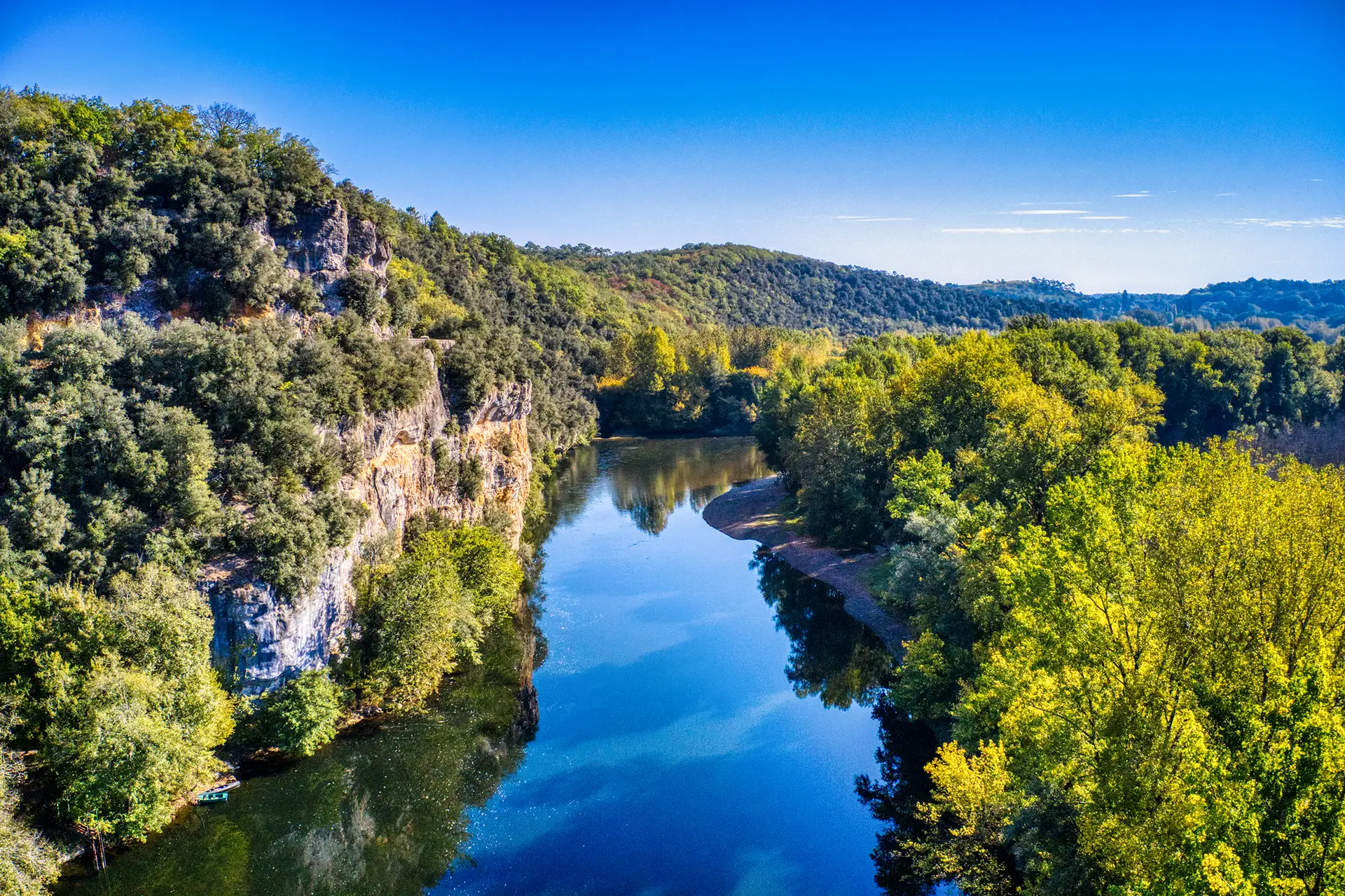 Vue aérienne de la Dordogne au niveau du Cingle de Monfort