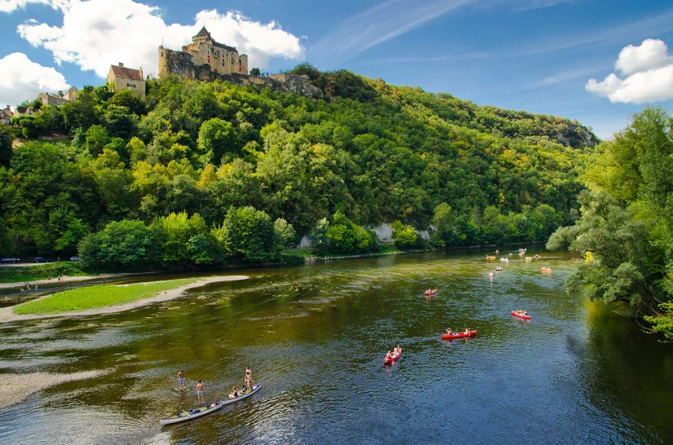 Vue aérienne de Castelnaud-la-Chapelle et de la Dordogne