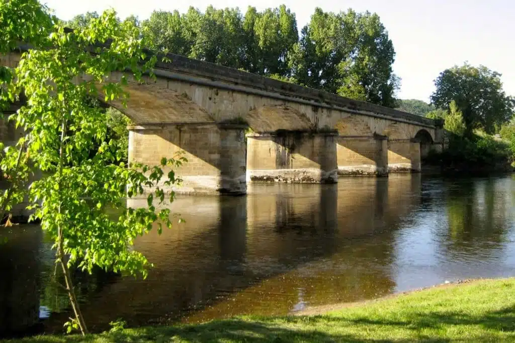 Pont de Cenac et Saint Julien