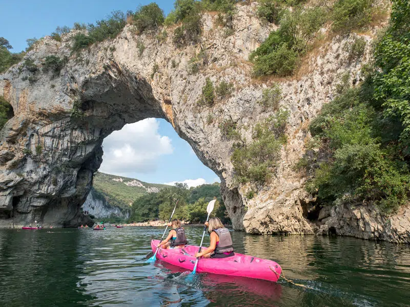 location canoe Ardèche Vallon Pont d'Arc